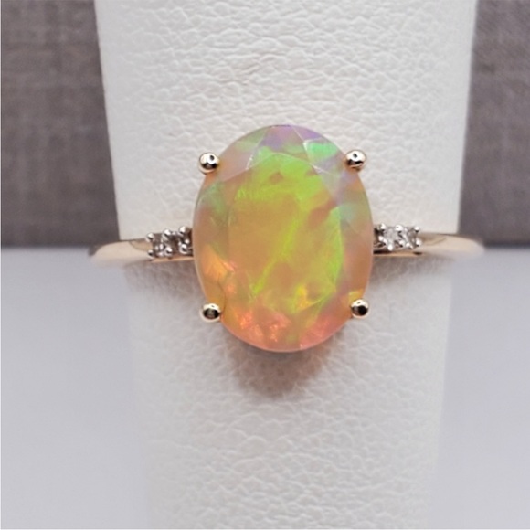 10k Solid Yellow Gold 2.50 Carat Ethiopian Faceted Oval Opal & Diamond Ring - Picture 2 of 8